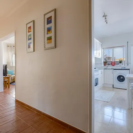 Charming - Walk To & Historic Centre *