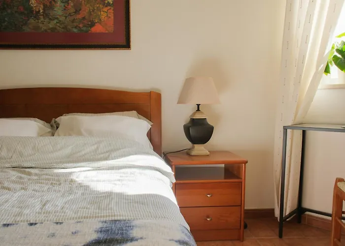 Charming - Walk To & Historic Centre Lagos