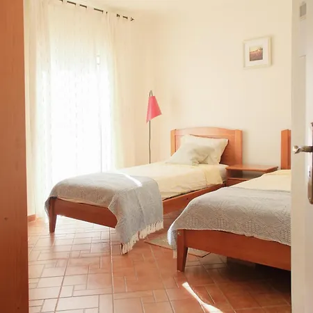 Charming - Walk To & Historic Centre アパート