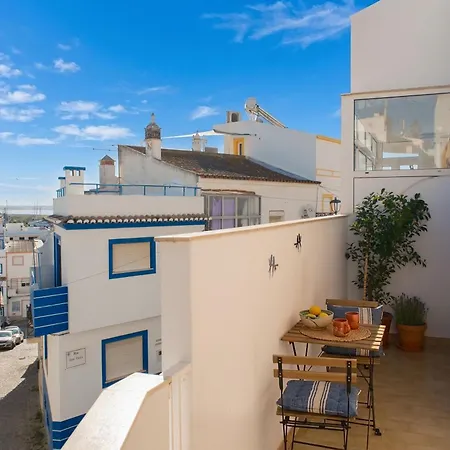 شقة Charming - Walk To & Historic Centre *