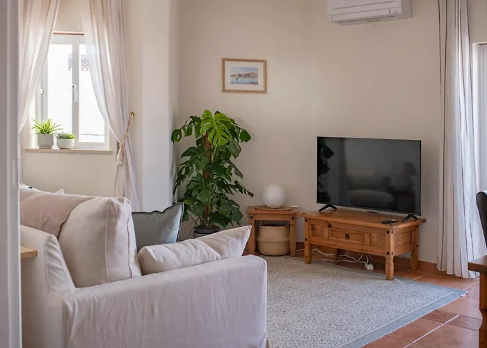 Charming - Walk To & Historic Centre 公寓 拉哥斯